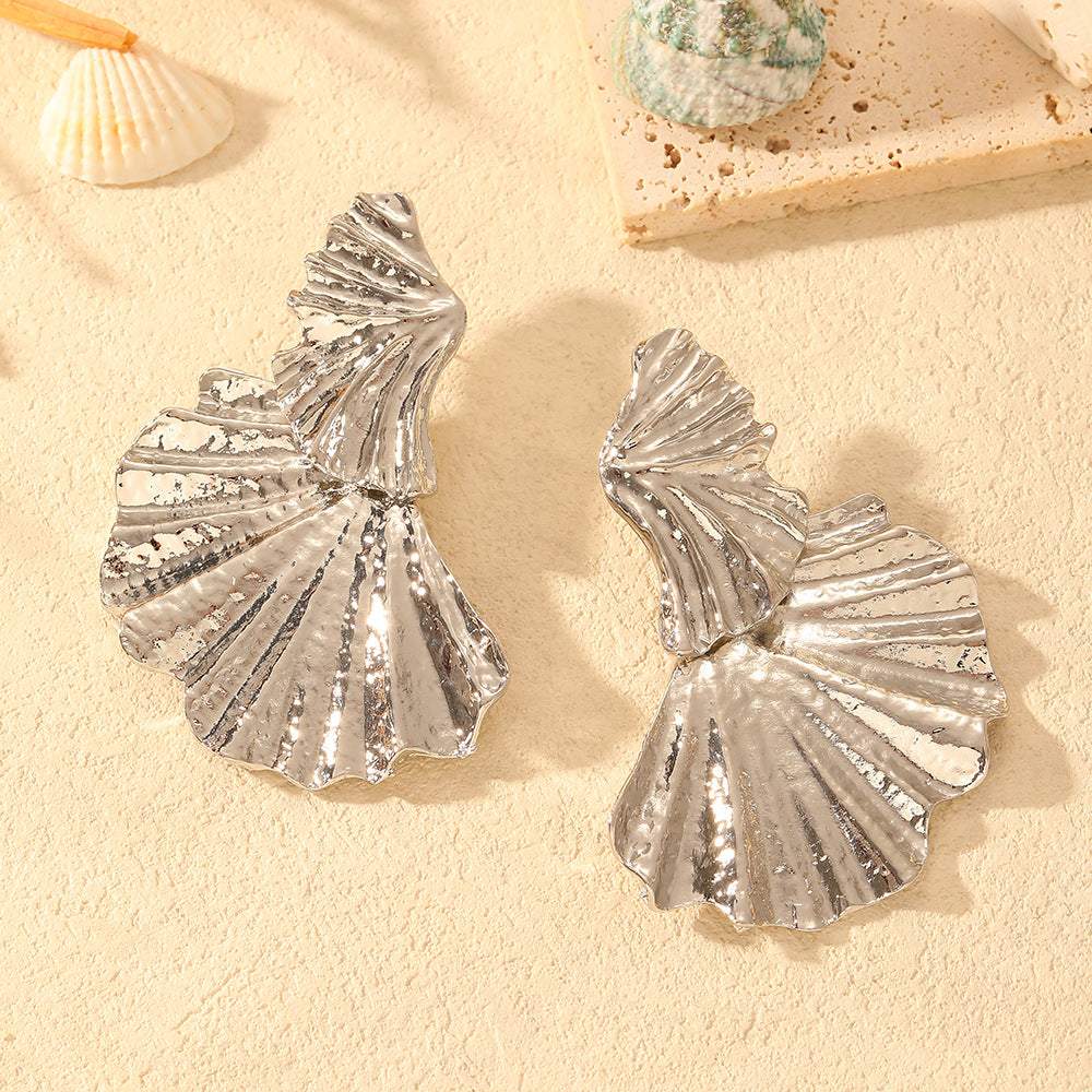 Wholesale Exaggerated punk style ginkgo leaf earrings